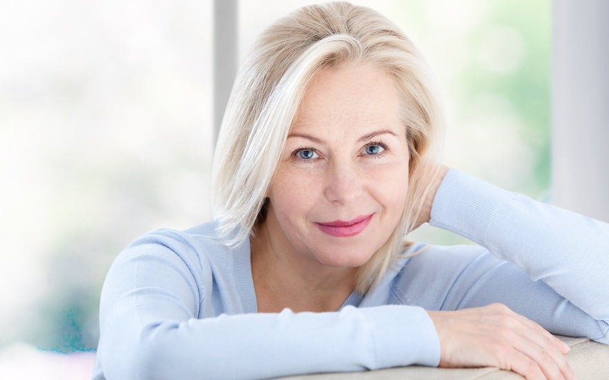 Menopauza: Jak zvládnout příznaky přirozenou cestou